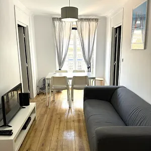 Casa Do Meio Lisbon