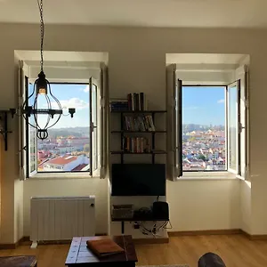 The Hilltop Nest Lisbon
